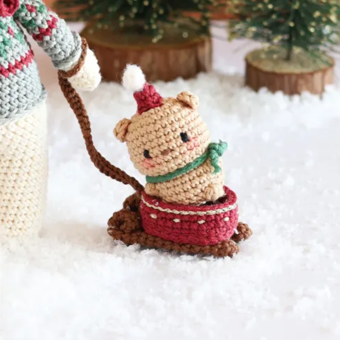 Poupées et Amigurimis de Noël nordique