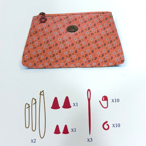 Pochette et jeu d'accessoires de tricot DMC