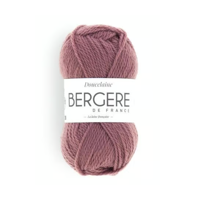 Doucelaine Hanae Bergère de France