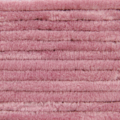 Pelote de fil Creative Chenillove Rico Design en chenille polyester pour tricot et crochet