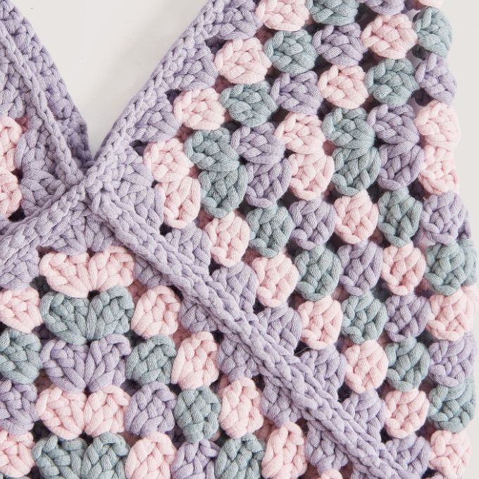 025