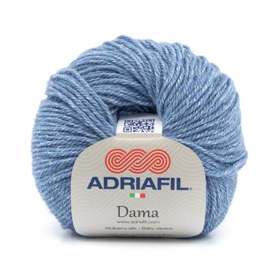 Fil à tricoter Dama Adriafil coloris 56 bleu azur, laine douce en bébé alpaga et soie, disponible chez Mille et Un Tissus à Moulins.