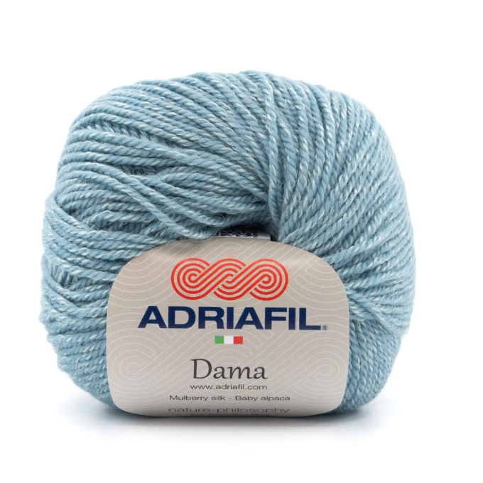 Laine Dama Adriafil coloris 55 bleu ciel chiné, mélange de matières haut de gamme alpaga et soie, disponible chez Mille et Un Tissus à Moulins.