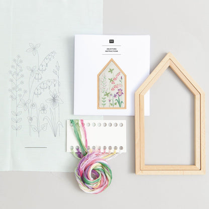 Rico Design Kit de broderie Pré-dessiné Prairie fleurie printanière 12,5 x 22,5 cm