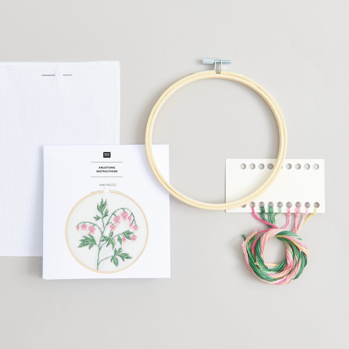 Rico Design Kit de broderie au point de croix compté « Cœur qui pleure »