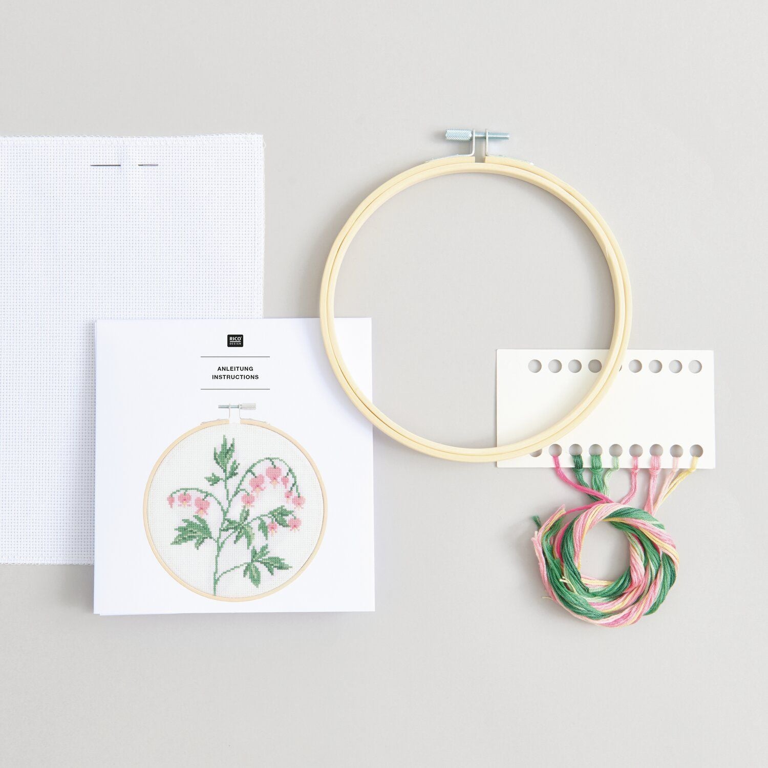 Rico Design Kit de broderie au point de croix compté « Cœur qui pleure »